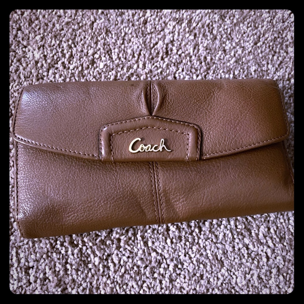 Coach wallet
